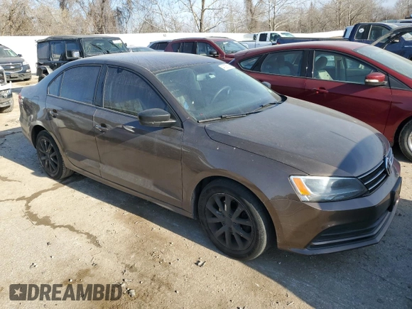 2015 Volkswagen Jetta SE with VIN 3VWD17AJ9FM283810, listed as a Copart auction lot 43255024 with 135,067 mi miles and Salvage title. Bid and sale history available at DreamBid. Image 4.