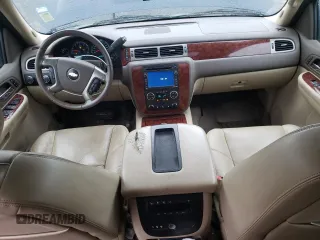 2009 Chevrolet Tahoe LTZ with VIN 1GNFK33009R277510, listed as a Copart auction lot 55766245 with 213,530 mi miles and Clean title. Bid and sale history available at DreamBid. Image 8.