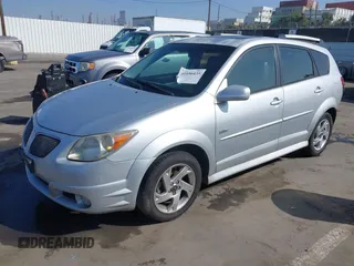 2008 Pontiac Vibe with VIN 5Y2SL65838Z400904, listed as a IAAI auction lot 41656435 with 215,978 mi miles. Bid and sale history available at carsss.com. Image 2.