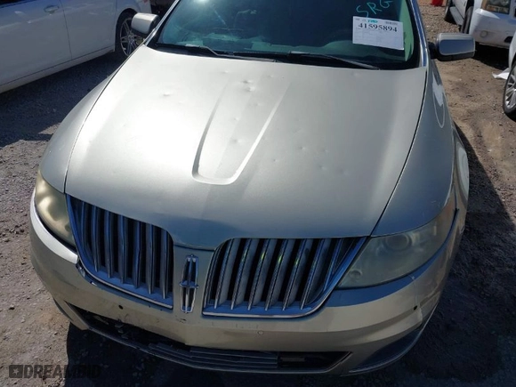2011 Lincoln MKS with VIN 1LNHL9DR5BG600378, listed as a IAAI auction lot 41595894 with 283,214 mi miles. Bid and sale history available at carsss.com. Image 10.