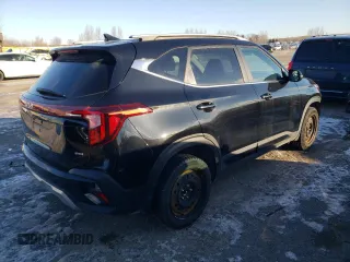 2025 Kia Seltos S with VIN KNDEUCAA2S7667665, listed as a Copart auction lot 88981725 with 9,998 mi miles and Salvage Title. Bid and sale history available at carsss.com. Image 3.