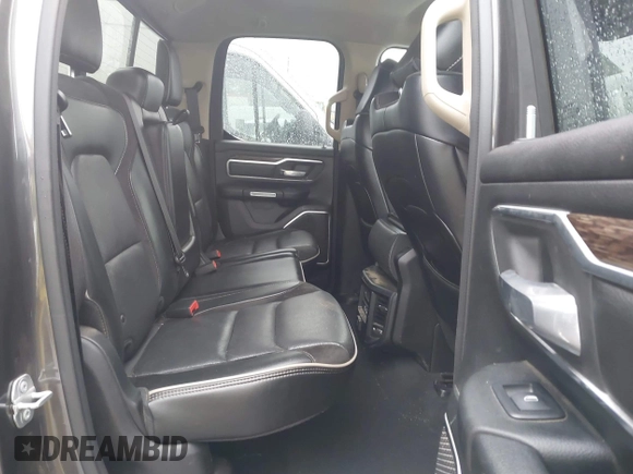 2019 Ram 1500 Laramie with VIN 1C6SRFDTXKN605257, listed as a IAAI auction lot 41562139 with 89,303 mi miles. Bid and sale history available at carsss.com. Image 8.