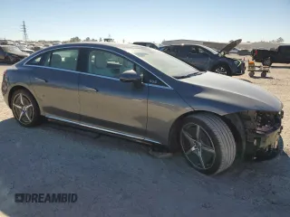 2023 Mercedes-Benz EQE 350+ z VIN W1KEG2BB1PF015017, wystawiony jako Copart lot #81101714 z przebiegiem 8 119 mil mil oraz Szkoda całkowita • Salvage title. Historia ofert i sprzedaży dostępna na DreamBid. Obrazek 4.