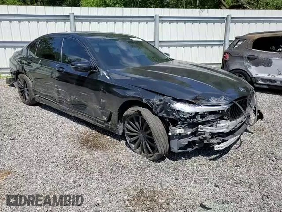 2019 BMW 7 Series 740i with VIN WBA7E2C51KB454698, listed as a Copart auction lot 67082613 with 10,000 mi miles. Bid and sale history available at carsss.com. Image 10.