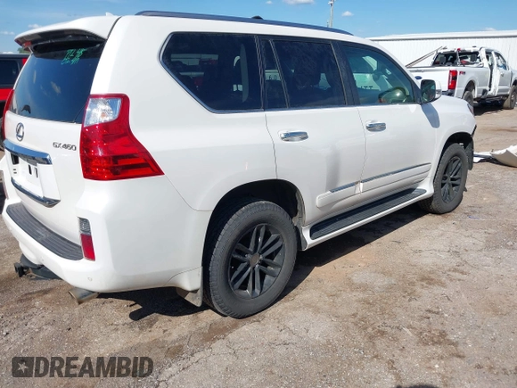 2013 Lexus GX 460 Premium z VIN JTJJM7FX8D5056053, wystawiony jako IAAI lot #42167295 z przebiegiem 189 652 mil mil oraz . Historia ofert i sprzedaży dostępna na DreamBid. Obrazek 4.