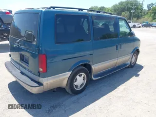 2002 Chevrolet Astro z VIN 1GNDM19X52B109192, wystawiony jako IAAI lot #42033937 z przebiegiem 133 041 mil mil oraz . Historia ofert i sprzedaży dostępna na DreamBid. Obrazek 4.