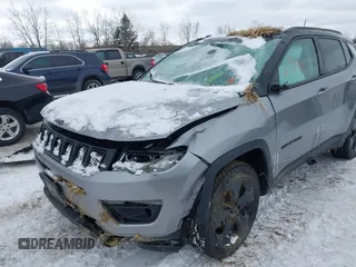 2019 Jeep Compass Latitude with VIN 3C4NJDBBXKT840382, listed as a IAAI auction lot 41592991 with Not provided miles and . Bid and sale history available at DreamBid. Image 6.