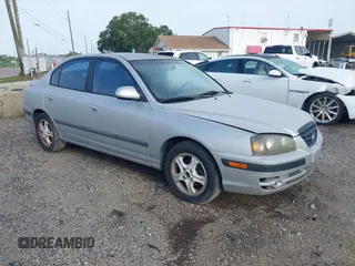 2005 Hyundai Elantra GLS z VIN KMHDN46D95U046295, wystawiony jako IAAI lot #42407484 z przebiegiem 90 926 mil mil oraz . Historia ofert i sprzedaży dostępna na DreamBid. Obrazek 1.
