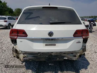 2018 Volkswagen Atlas SE z VIN 1V2PR2CA1JC570706, wystawiony jako Copart lot #68623484 z przebiegiem 136 747 mil mil oraz Szkoda całkowita • Salvage title. Historia ofert i sprzedaży dostępna na DreamBid. Obrazek 6.