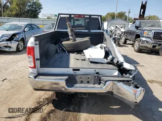 2022 Ram 3500 Tradesman with VIN 3C63R3GLXNG318593, listed as a Copart auction lot 75897454 with 0 mi miles and Salvage Title. Bid and sale history available at carsss.com. Image 6.