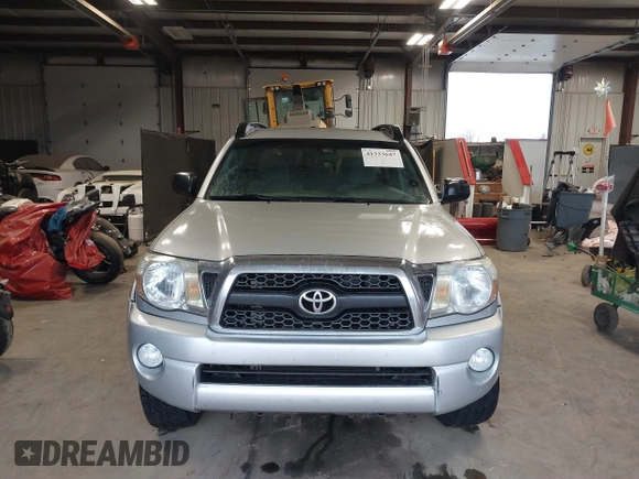 2011 Toyota Tacoma with VIN 3TMMU4FN1BM031502, listed as a IAAI auction lot 41333647 with 151,373 mi miles and . Bid and sale history available at DreamBid. Image 12.