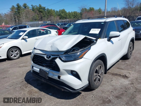 2023 Toyota Highlander L with VIN 5TDKDRBHXPS044812, listed as a IAAI auction lot 42026730 with 27,591 mi miles and . Bid and sale history available at DreamBid. Image 17.