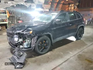 2020 Jeep Cherokee Latitude Plus with VIN 1C4PJMLB6LD603788, listed as a Copart auction lot 86111214 with 141,021 mi miles and Salvage Title. Bid and sale history available at carsss.com. Image 1.