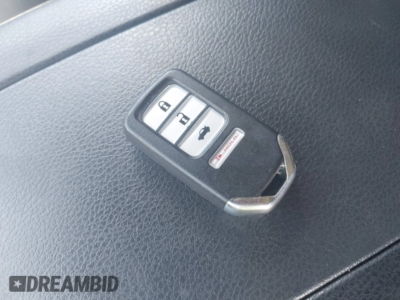 2015 Toyota Highlander Limited with VIN 5TDDKRFH0FS164173, listed as a IAAI auction lot 42323600 with 210,614 mi miles and . Bid and sale history available at DreamBid. Image 11.