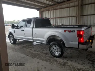 2022 Ford F-250 XL with VIN 1FT7X2BN5NEE57105, listed as a Copart auction lot 50933385 with 40,854 mi miles and Salvage Title. Bid and sale history available at DreamBid. Image 2.