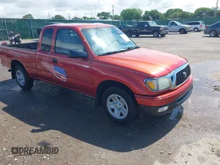 2002 Toyota Tacoma with VIN 5TEVL52N22Z076227, listed as a IAAI auction lot 42436156 with 33,408 mi miles and . Bid and sale history available at DreamBid. Image 1.