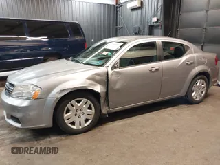 2014 Dodge Avenger SE with VIN 1C3CDZAB5EN228953, listed as a IAAI auction lot 41898027 with 33,731 mi miles. Bid and sale history available at carsss.com. Image 6.