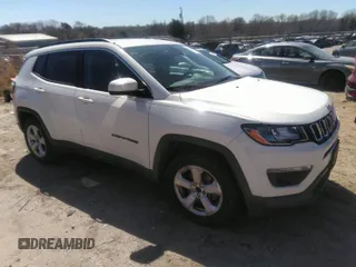 2018 Jeep Compass Latitude with VIN 3C4NJCBB3JT227044, listed as a IAAI auction lot 41853868 with 75,356 mi miles. Bid and sale history available at carsss.com. Image 1.