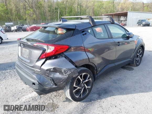 2019 Toyota C-HR XLE z VIN JTNKHMBX0K1013522, wystawiony jako IAAI lot #42053511 z przebiegiem 136 330 mil mil oraz . Historia ofert i sprzedaży dostępna na DreamBid. Obrazek 4.