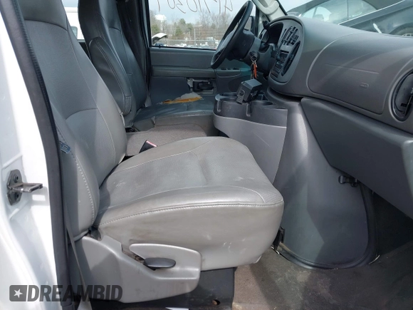 2008 Ford Econoline Cargo Commercial with VIN 1FTNS24W68DA45250, listed as a IAAI auction lot 41710309 with 240,564 mi miles and . Bid and sale history available at DreamBid. Image 5.