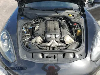 2014 Porsche Panamera Turbo z VIN WP0AC2A72EL073234, wystawiony jako Copart lot #65813464 z przebiegiem 83 918 mil mil oraz Szkoda całkowita • Salvage title. Historia ofert i sprzedaży dostępna na DreamBid. Obrazek 11.