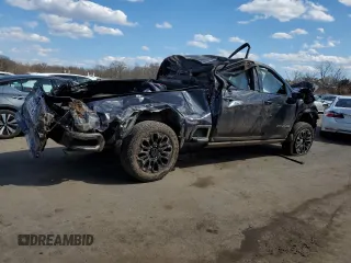 2024 GMC Sierra 2500HD AT4 z VIN 1GT49PE77RF264722, wystawiony jako Copart lot #49703595 z przebiegiem Nie podano mil oraz Szkoda całkowita • Salvage title. Historia ofert i sprzedaży dostępna na DreamBid. Obrazek 3.