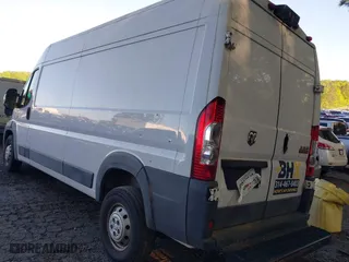 2015 Ram ProMaster Cargo Van with VIN 3C6TRVDG5FE520998, listed as a IAAI auction lot 42041239 with 203,263 mi miles. Bid and sale history available at carsss.com. Image 3.