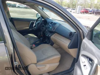 2009 Toyota RAV4 with VIN 2T3ZF33V69W003413, listed as a IAAI auction lot 41995081 with 249,923 mi miles. Bid and sale history available at carsss.com. Image 5.
