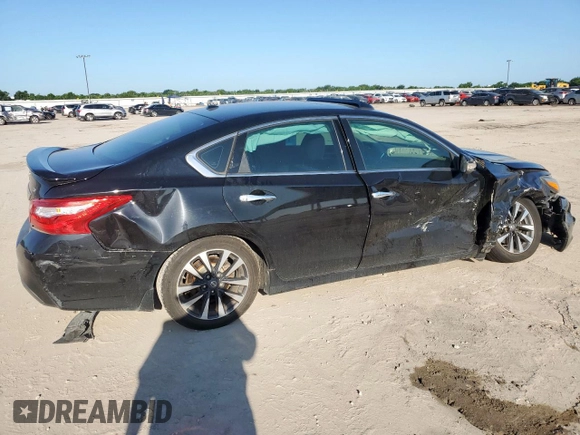 2017 Nissan Altima SV z VIN 1N4AL3AP7HC203508, wystawiony jako Copart lot #61232345 z przebiegiem 218 716 mil mil oraz Szkoda całkowita • Salvage title. Historia ofert i sprzedaży dostępna na DreamBid. Obrazek 3.