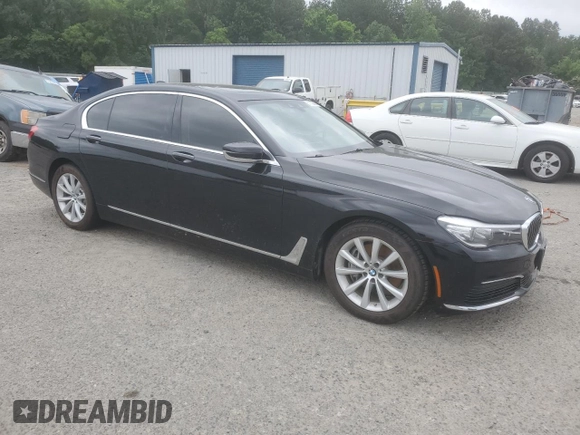 2019 BMW 7 Series 740i xDrive z VIN WBA7E4C55KGV70212, wystawiony jako Copart lot #57330965 z przebiegiem 48 408 mil mil oraz Szkoda całkowita • Salvage title. Historia ofert i sprzedaży dostępna na DreamBid. Obrazek 4.