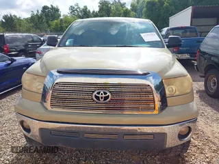 2008 Toyota Tundra z VIN 5TBEV54178S482099, wystawiony jako IAAI lot #42411224 z przebiegiem 252 317 mil mil oraz . Historia ofert i sprzedaży dostępna na DreamBid. Obrazek 12.