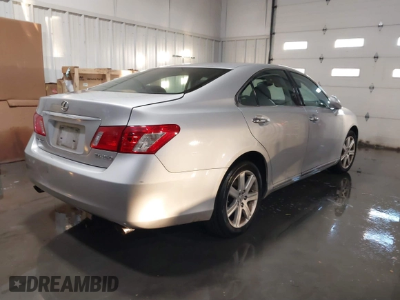 2008 Lexus ES 350 with VIN JTHBJ46G982178540, listed as a IAAI auction lot 41253655 with 192,106 mi miles. Bid and sale history available at carsss.com. Image 4.