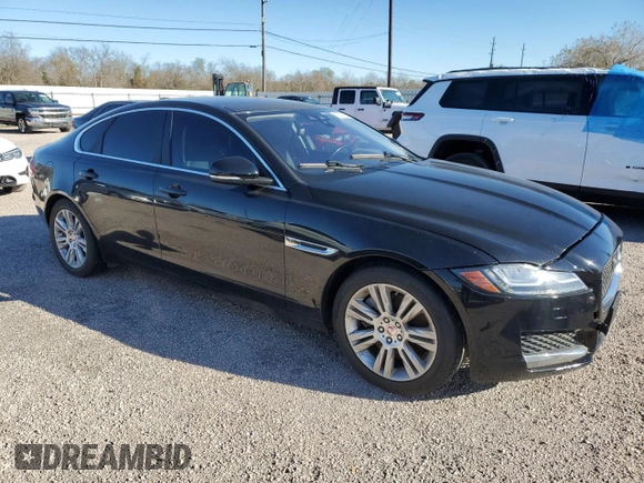 2016 Jaguar XF 35t Premium with VIN SAJBD4BV6GCY13916, listed as a Copart auction lot 86535544 with 93,872 mi miles and Clean Title. Bid and sale history available at carsss.com. Image 4.
