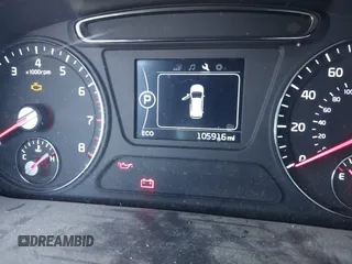 2018 Kia Sorento LX V6 with VIN 5XYPGDA54JG370844, listed as a IAAI auction lot 41412278 with 105,916 mi miles. Bid and sale history available at carsss.com. Image 15.
