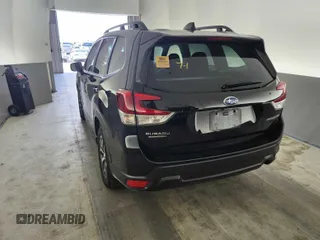 2023 Subaru Forester Premium z VIN JF2SKAEC4PH483310, wystawiony jako IAAI lot #42802154 z przebiegiem 93 144 mil mil oraz . Historia ofert i sprzedaży dostępna na DreamBid. Obrazek 6.