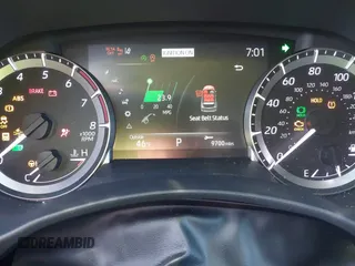 2023 Toyota Highlander L z VIN 5TDKDRAH6PS505375, wystawiony jako IAAI lot #41662089 z przebiegiem 9 700 mil mil oraz . Historia ofert i sprzedaży dostępna na DreamBid. Obrazek 7.