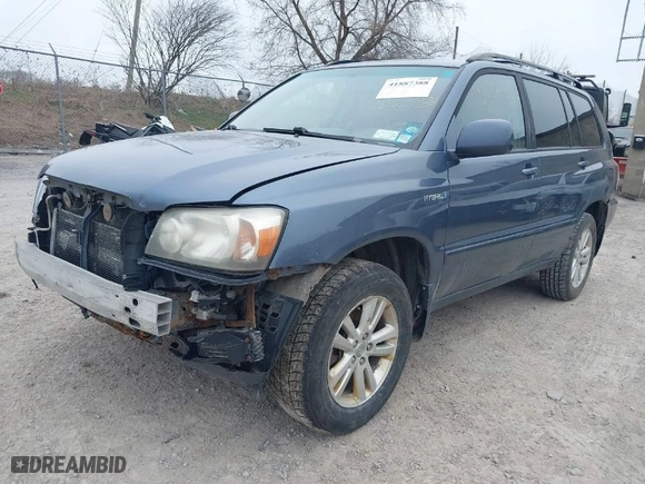 2007 Toyota Highlander Hybrid w/3rd Row with VIN JTEEW21A670040600, listed as a IAAI auction lot 41887388 with 267,756 mi miles. Bid and sale history available at carsss.com. Image 2.