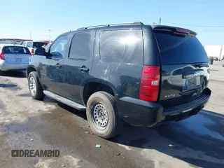 2007 Chevrolet Tahoe LTZ with VIN 1GNFC13J37R134588, listed as a IAAI auction lot 41725727 with 127,540 mi miles and . Bid and sale history available at DreamBid. Image 3.