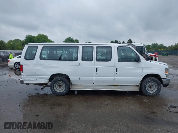2014 Ford Econoline Passenger XL with VIN 1FBSS3BL9EDA92709, listed as a IAAI auction lot 42294310 with 368,889 mi miles and . Bid and sale history available at DreamBid. Image 13.