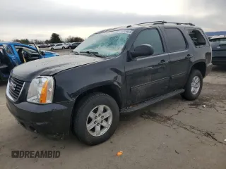 2012 GMC Yukon SLT with VIN 1GKS2CE01CR114137, listed as a Copart auction lot 46150445 with 188,831 mi miles and Salvage Title. Bid and sale history available at carsss.com. Image 1.
