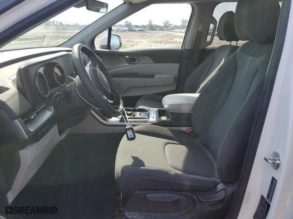 2024 Kia Carnival LX with VIN KNDNB4H38R6340061, listed as a Copart auction lot 71289804 with 6,145 mi miles and Salvage Title. Bid and sale history available at carsss.com. Image 7.