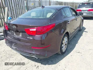 2015 Kia Optima EX with VIN 5XXGN4A70FG392200, listed as a IAAI auction lot 41922894 with 237,454 mi miles. Bid and sale history available at carsss.com. Image 4.