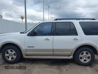 2007 Ford Expedition Eddie Bauer z VIN 1FMFU18517LA11176, wystawiony jako IAAI lot #42167558 z przebiegiem 238 839 mil mil oraz . Historia ofert i sprzedaży dostępna na DreamBid. Obrazek 14.