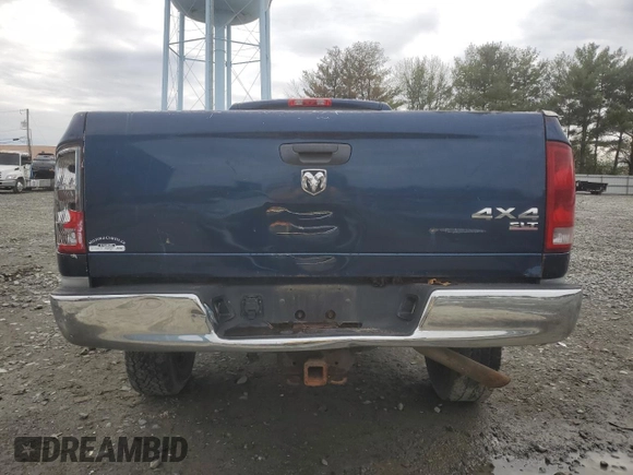 2005 Dodge 2500 ST z VIN 3D7KS26D55G826098, wystawiony jako Copart lot #52813795 z przebiegiem Nie podano mil oraz Czysty tytuł • Clean title. Historia ofert i sprzedaży dostępna na DreamBid. Obrazek 6.
