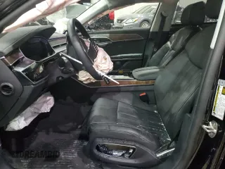 2024 Audi A8 z VIN WAULDAF88RN011314, wystawiony jako Copart lot #44944685 z przebiegiem 5 063 mil mil oraz Szkoda całkowita • Salvage title. Historia ofert i sprzedaży dostępna na DreamBid. Obrazek 7.