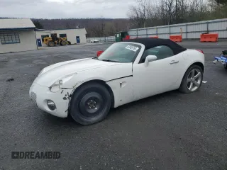 2006 Pontiac Solstice z VIN 1G2MB33B56Y106095, wystawiony jako Copart lot #52068765 z przebiegiem Nie podano mil oraz Szkoda całkowita • Salvage title. Historia ofert i sprzedaży dostępna na DreamBid. Obrazek 1.