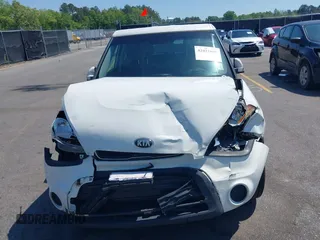 2013 Kia Soul with VIN KNDJT2A54D7572316, listed as a IAAI auction lot 42021696 with 141,638 mi miles. Bid and sale history available at carsss.com. Image 12.
