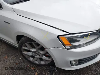 2014 Volkswagen Jetta GLI с VIN 3VW4T7AJ7EM315601, выставлен на аукционе IAAI как лот 42190687 с пробегом 113 220 миль миль и . История ставок и продаж доступна на DreamBid. Изображение 20.
