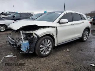 2019 Infiniti QX50 LUXE with VIN 3PCAJ5M34KF136350, listed as a Copart auction lot 37746743 with 48,540 mi miles. Bid and sale history available at carsss.com. Image 1.