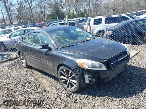 2011 Volvo C70 с VIN YV1672MCXBJ107392, выставлен на аукционе IAAI как лот 42079929 с пробегом Не указан миль и . История ставок и продаж доступна на DreamBid. Изображение 1.